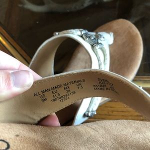 Mountain sole sandals